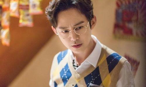 何炅 娱乐爆料事件视频,揭秘娱乐圈幕后真相  第1张